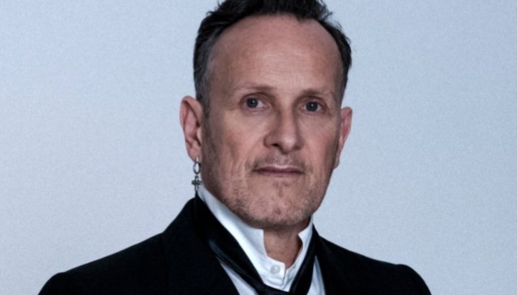 DEF LEPPARD’s VIVIAN CAMPBELL On His Ongoing Cancer Battle: ‘I Never Actually Thought It’s Gonna Kill Me’