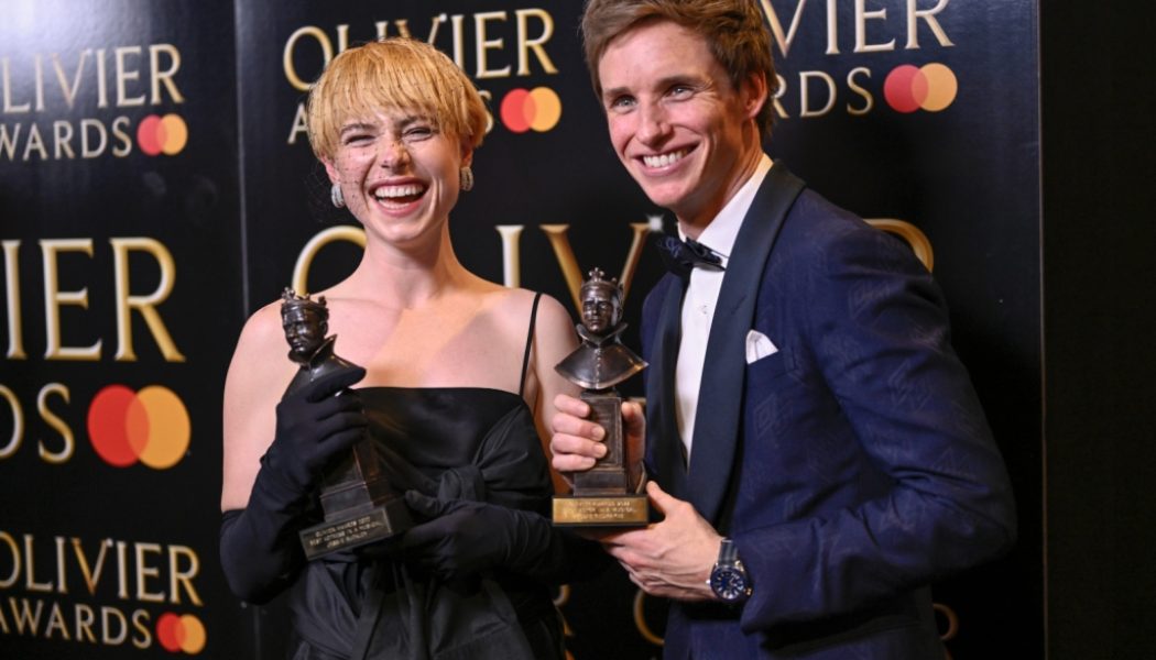 Eddie Redmayne and Jessie Buckley’s ‘Cabaret’ Rules 2022 Olivier Awards