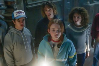 Everything Coming To and Leaving Netflix in May 2022