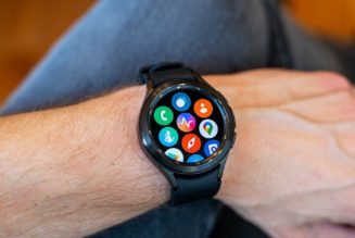 Google Assistant is not rolling out to the Galaxy Watch 4 today