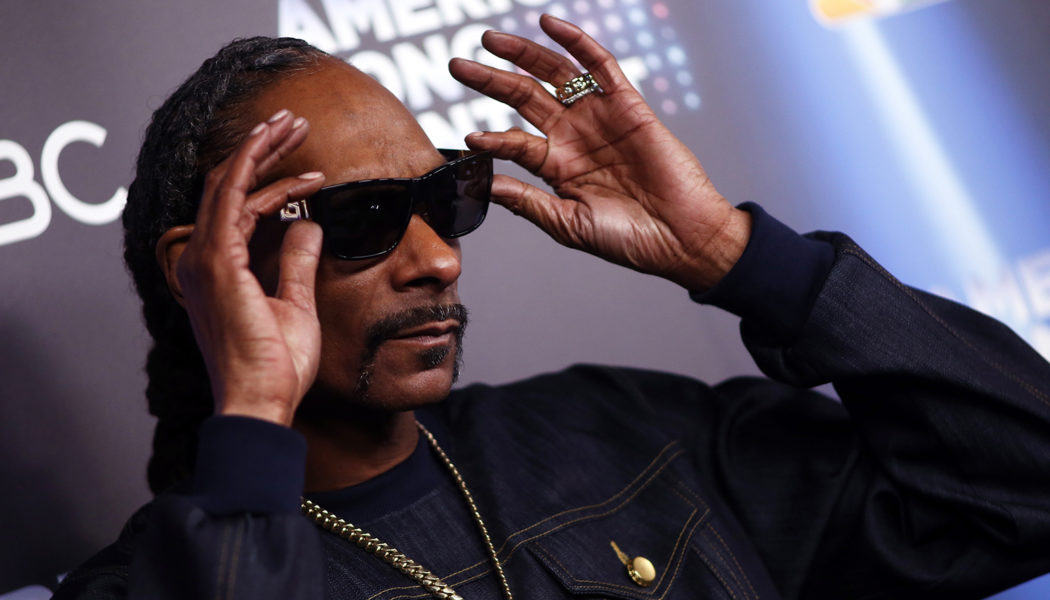 Here’s Why Snoop Dogg Says He Pulled Death Row’s Catalog From Streaming