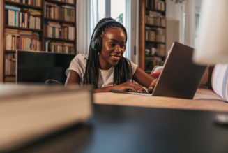 Hip-Hop Wired Presents: CRT FRSH [Certified Fresh] Playlist 4.1.22