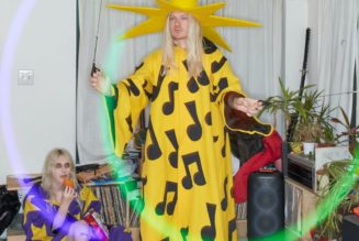 Listen to 100 gecs’ New Song “Doritos & Fritos”