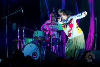 Lorde’s “Solar Power Tour” Lights Up Radio City Music Hall: Recap, Photos + Setlist