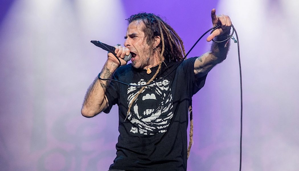 Randy Blythe Tests Positive for COVID-19, Lamb of God to Perform with Chimaira’s Mark Hunter on Vocals