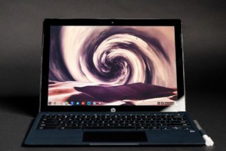 Recent Chrome OS updates have broken some Chromebooks’ cameras