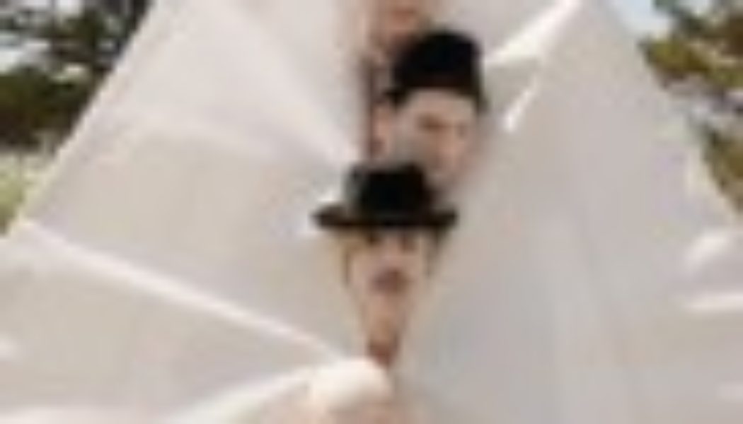 Red Hot Chili Peppers’ ‘Unlimited Love’ Has Arrived: Stream It Now