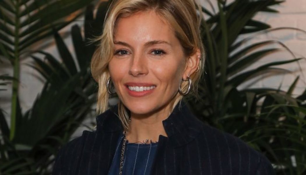 Sienna Miller Just Wore High-Street Boots That Go With Everything