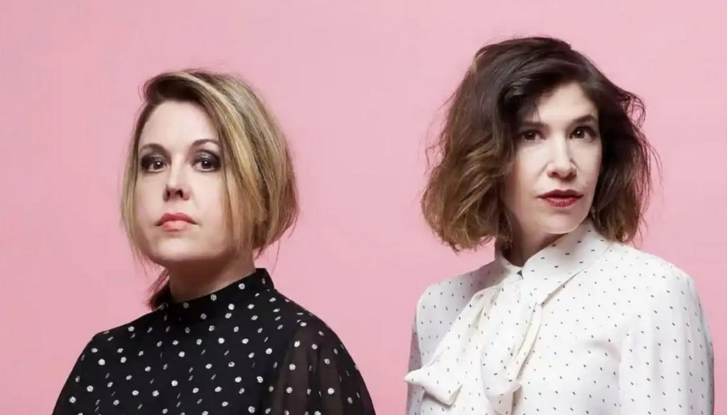 Sleater-Kinney Announce Dig Me Out Covers Album for 25th Anniversary
