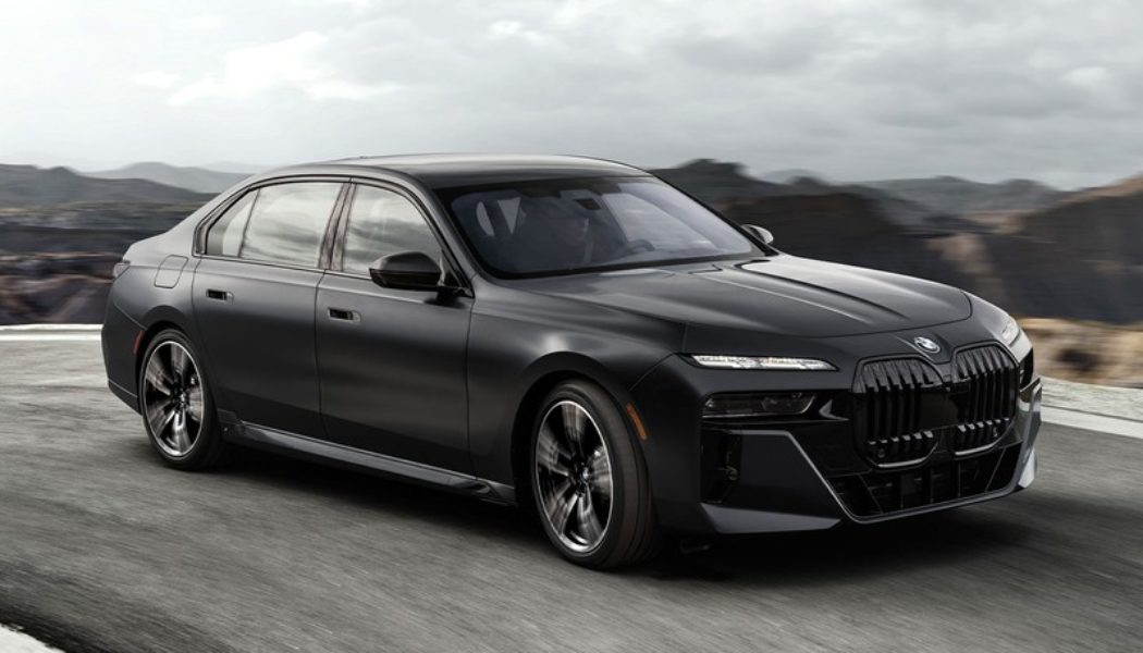 Take a First Look at the 2023 BMW 7 Series