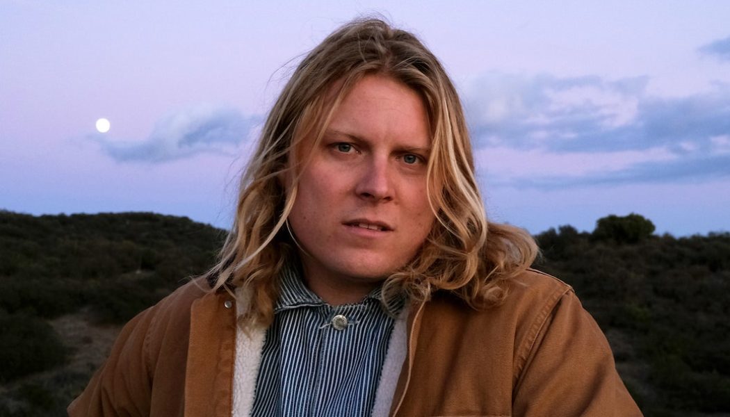 Ty Segall Announces New Album “Hello, Hi”, Shares New Song: Listen