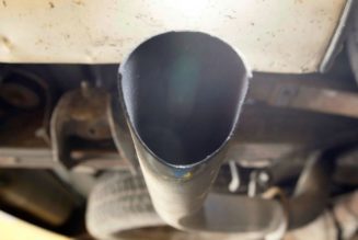 US unveils stricter tailpipe emissions standards for new vehicles