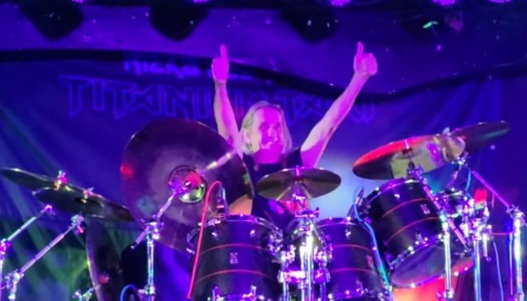 Watch: NICKO MCBRAIN Performs IRON MAIDEN Classics With TITANIUM TART In Tampa