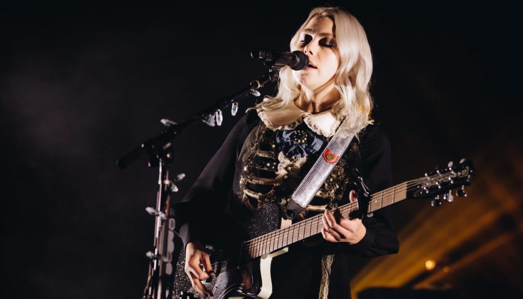 Watch Phoebe Bridgers’ Set at Coachella 2022