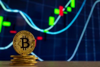 Bitcoin clasping to remain above $30k as Solana leads altcoins in recovery