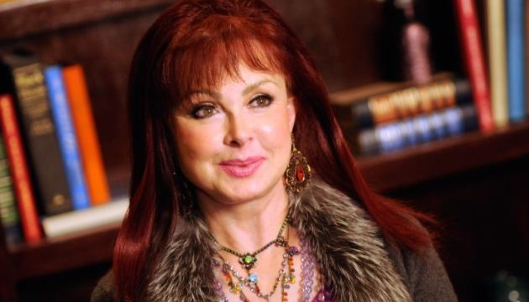 Carrie Underwood, Maren Morris & More React to Naomi Judd’s Death: ‘Country Music Lost a True Legend’