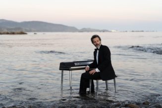 Flight of the Conchords’ Bret McKenzie Plans Debut Solo Album