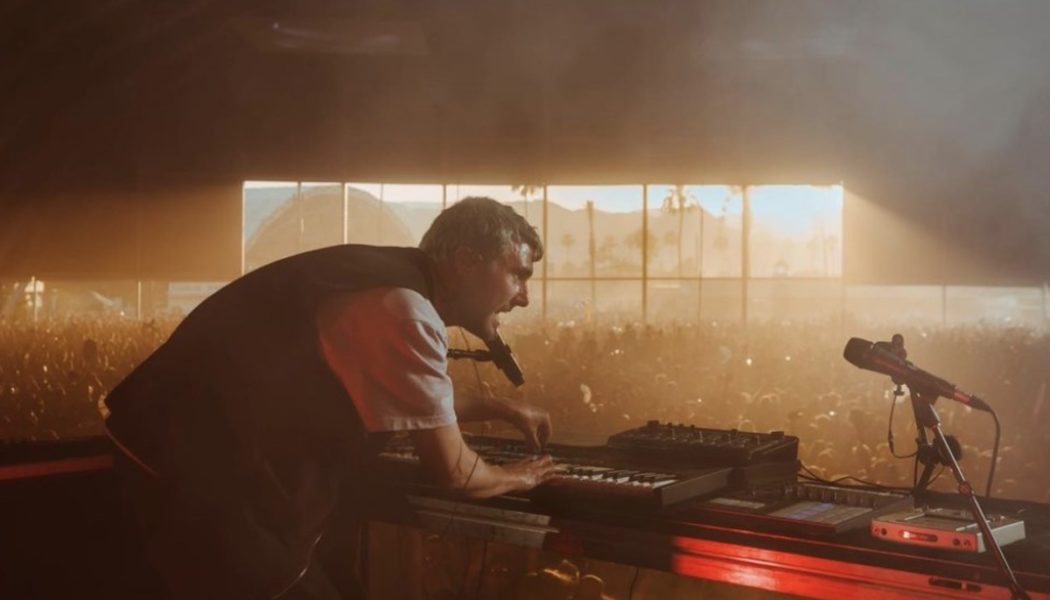 Fred again.. Announces Slew of Fall North American Tour Dates