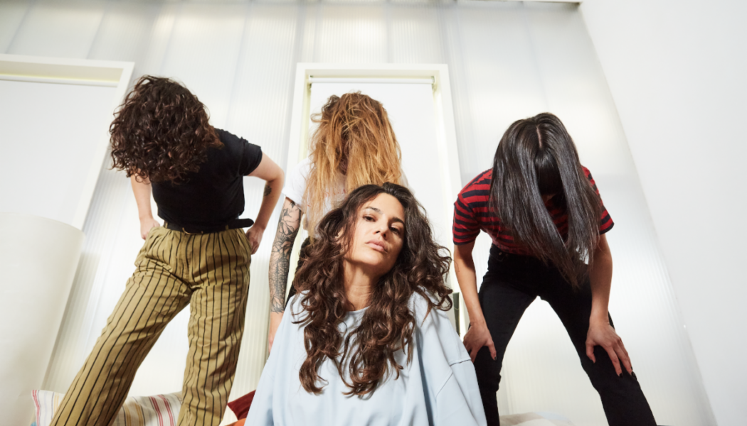 Friedberg’s Raw Desert Sound Hits the Road