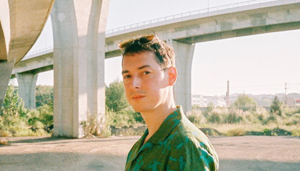 Get Lost In a Musical Cosmos With Darius’ Scintillating Sophomore Album, “OASIS”