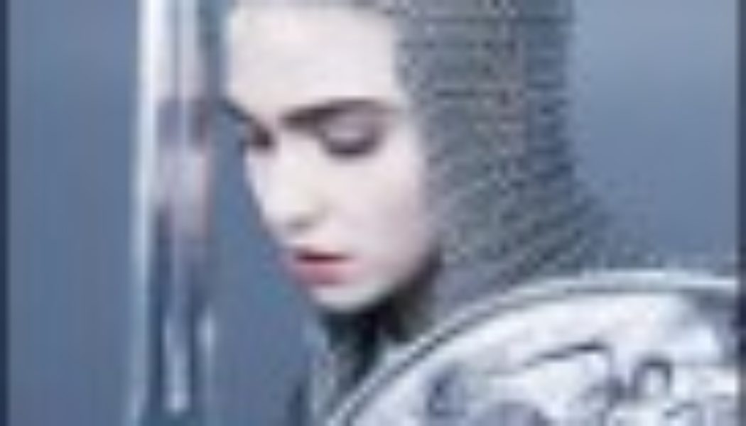 Grimes’ Met Gala 2021 Accessories Are Going Up for Auction to Benefit Ukrainians