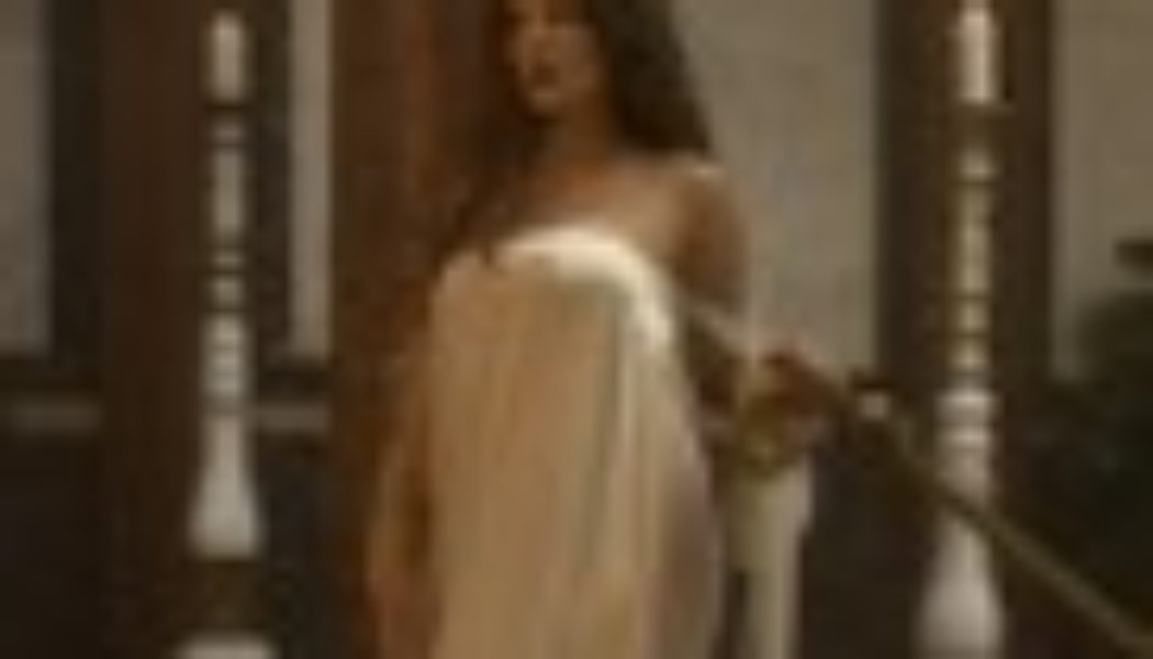 Halsey Reveals Detailed Health Struggles Ahead of Tour: ‘I’ve Been Sick Most of My Adult Life’