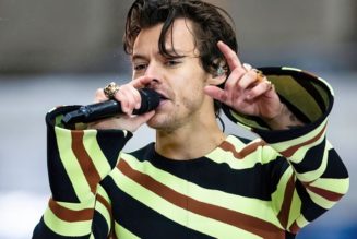 Harry Styles Sets New Vinyl Sales Record With ‘Harry’s House’