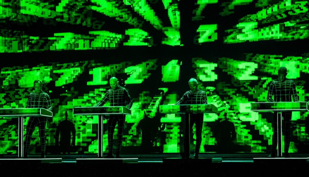 Kraftwerk Kick Off North American “3D Tour” with Mesmerizing Concert in St. Louis: Review