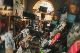 Logic Raps Over DJ Premier’s Classic Production on “Vinyl Days”