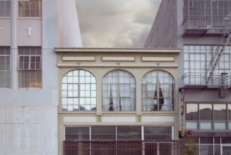 Neil Young Releasing Shelved 2001 Crazy Horse Album Toast