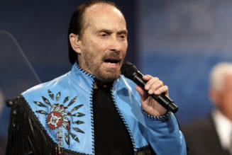 NRA Forced to Cancel Concert as Lee Greenwood Joins Mass Exodus