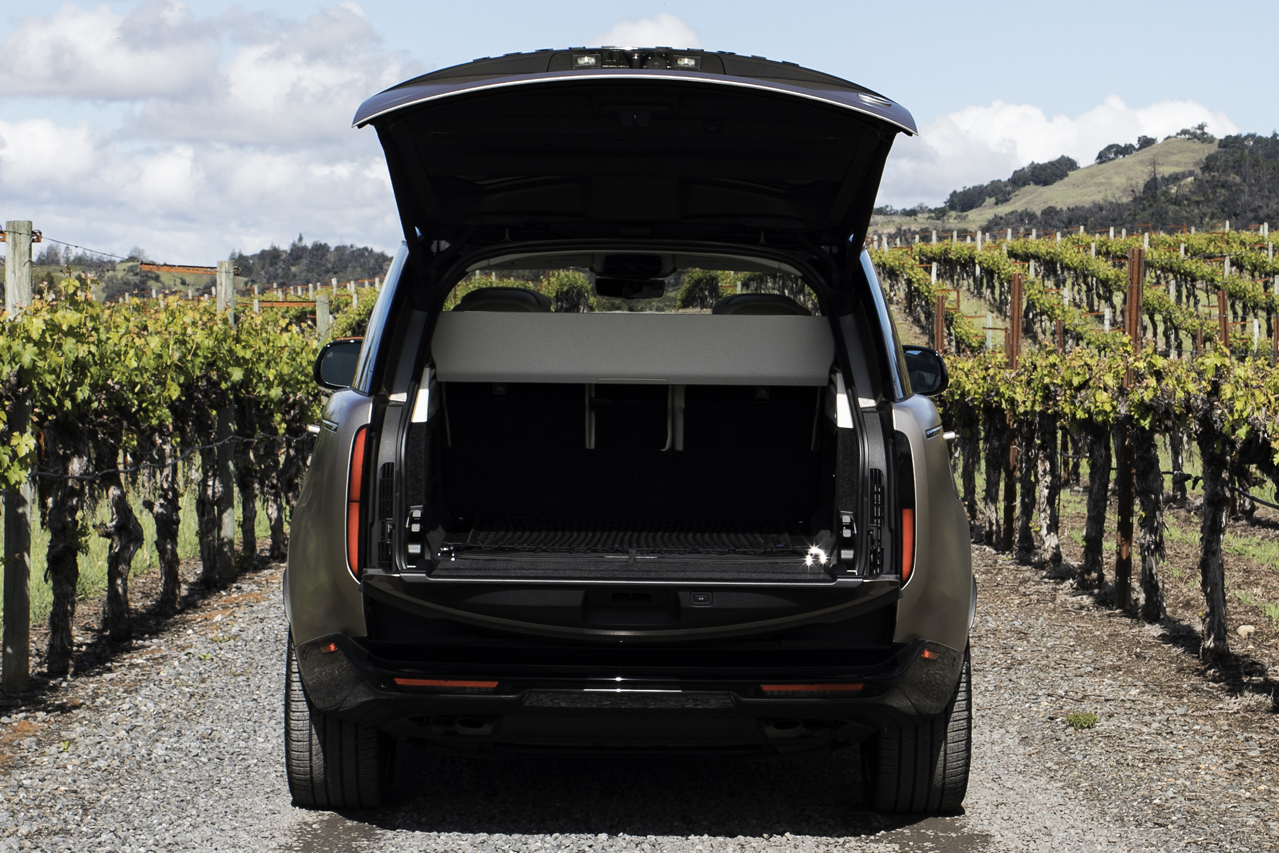 Land Rover Range Rover Open Road Test Drive RR Vogue Sport 2023 New Luxury Car SUV First Driven HYPEBEAST California V8 SV