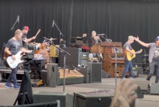 Pearl Jam Fan Plays Drums After Matt Cameron Tests Positive for COVID-19: Watch