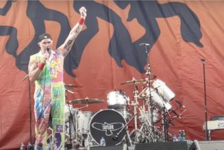 Red Hot Chili Peppers Pay Tribute to Taylor Hawkins at Jazz Fest