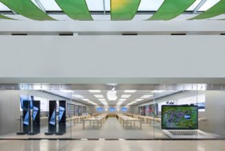 Second Apple Store officially files petition to hold union election