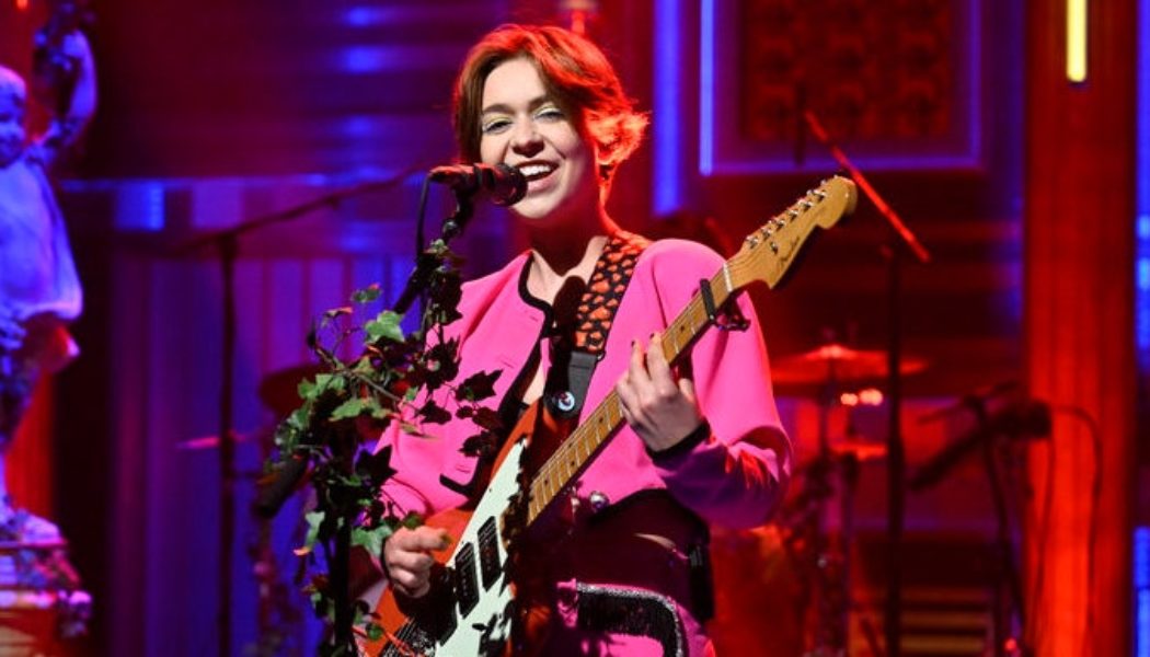 Snail Mail Performs “Glory” on Fallon: Watch
