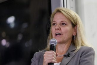 SpaceX’s Gwynne Shotwell defends Elon Musk to employees after allegations of sexual misconduct