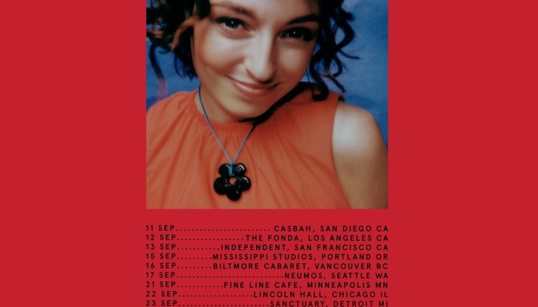 Stella Donnelly Announces New Album Flood and Tour, Shares Song: Watch