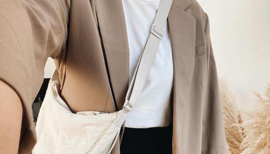 The £12 TikTok-Approved Uniqlo Bag That Is the Ultimate Summer Accessory