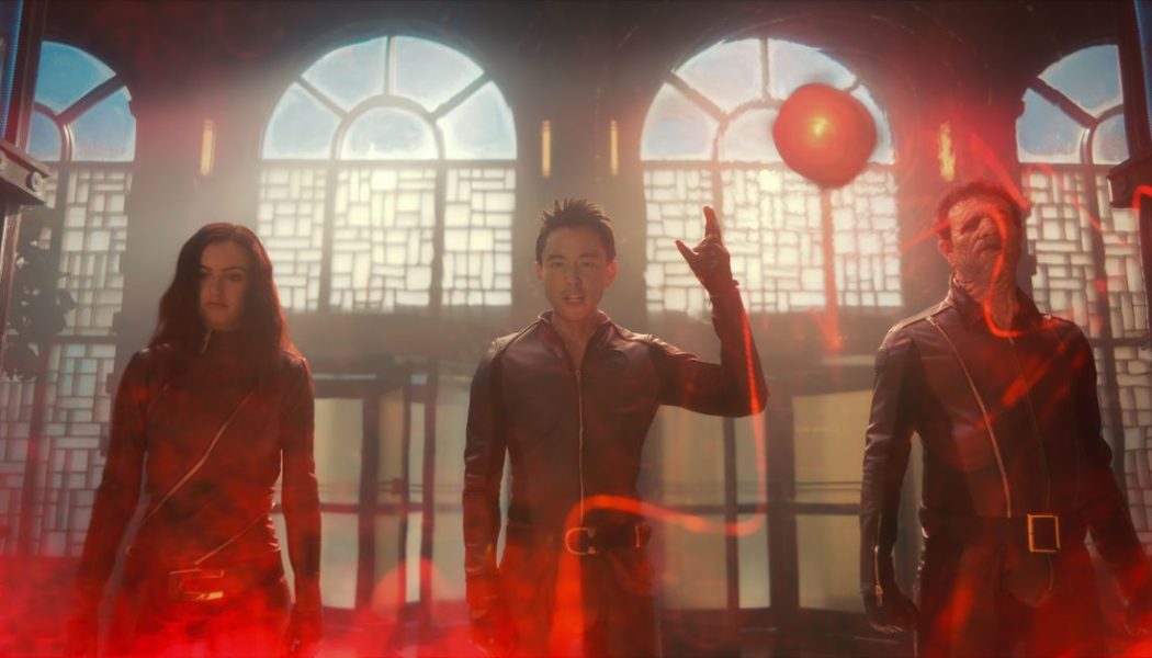 The Umbrella Academy’s on a field trip to another reality in first season 3 trailer