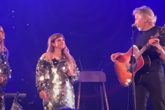 Watch Lucius Cover Pink Floyd’s ‘Mother’ With Roger Waters