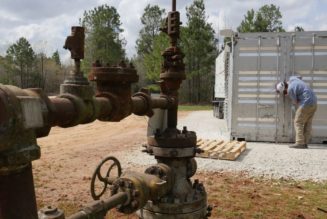 Why fossil fuel companies see green in Bitcoin mining projects