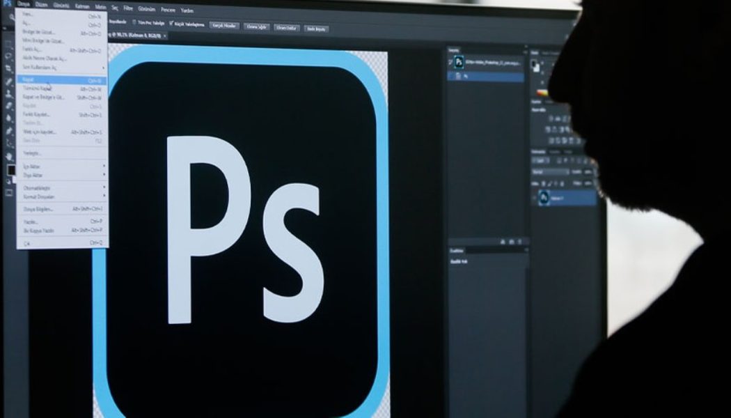 Adobe’s Browser-Based Photoshop Becomes Available for Free