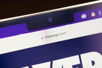 Airdrop app makes MacBook notch useful
