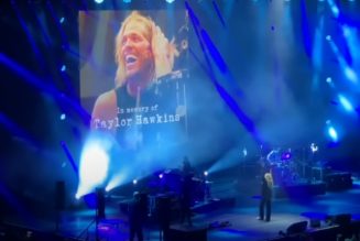 Alanis Morissette Honors Former Touring Bandmate Taylor Hawkins in London: Watch