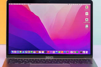 Apple MacBook Pro 13 (2022) review: new chip, old threads