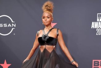 BET Awards: Janelle Monae Holds Up Middle Finger, Says ‘F— You, Supreme Court’ During Live Telecast