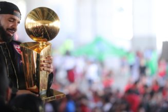 Drake Scores 11th No. 1 Album With Honestly, Nevermind