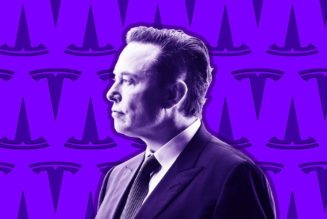 Elon Musk reportedly orders hiring freeze, 10 percent staff reduction at Tesla