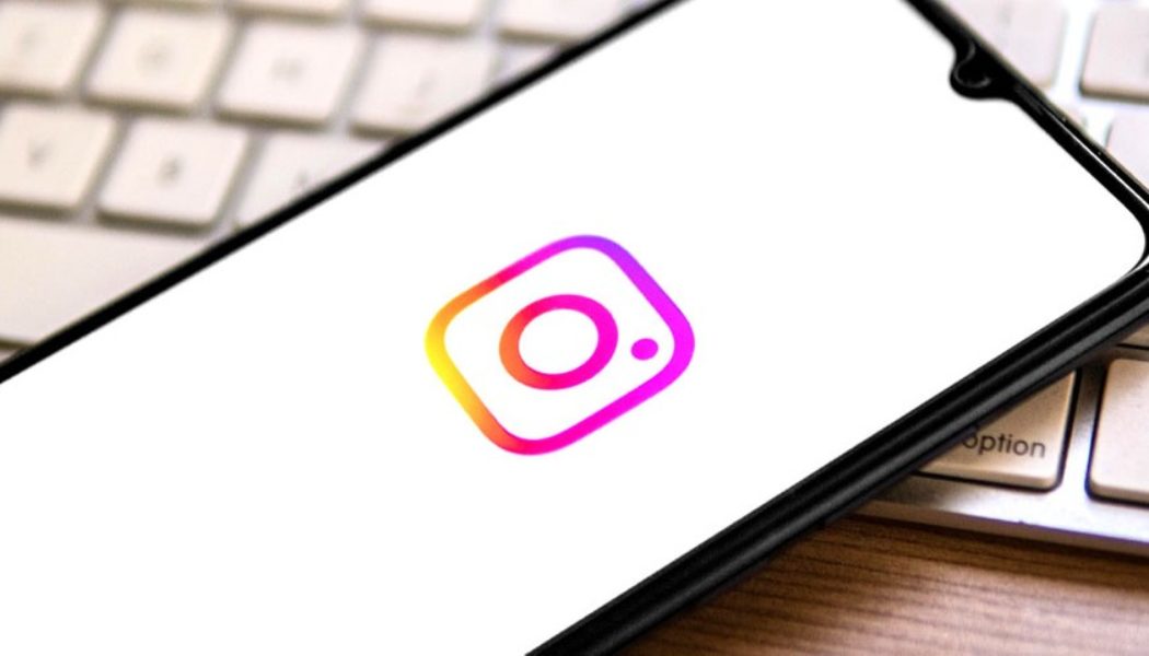 Instagram Trials Face Scans for Age Verification